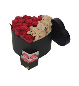 Butik K�rm�z� G�ller Ay�c�klar Makaronlar